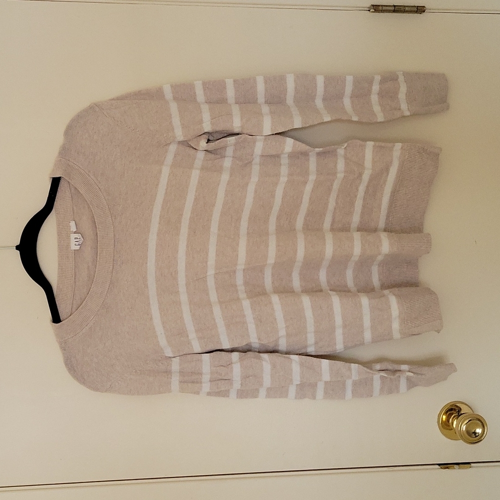Thin sweater from Gap